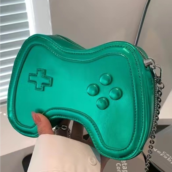 Metallic green for the gamer lovers !!! Controller bag purse very stylish - Picture 2 of 2